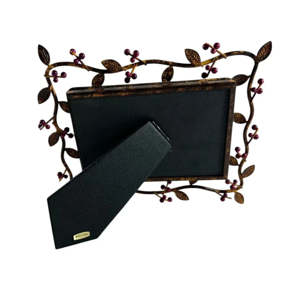 Vintage Malden Rustic Garden Collage Photo Frame Vines Berries Tabletop